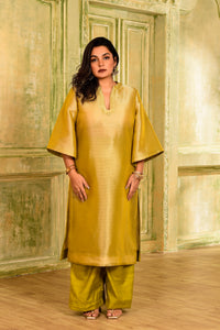 Green Pataka Set